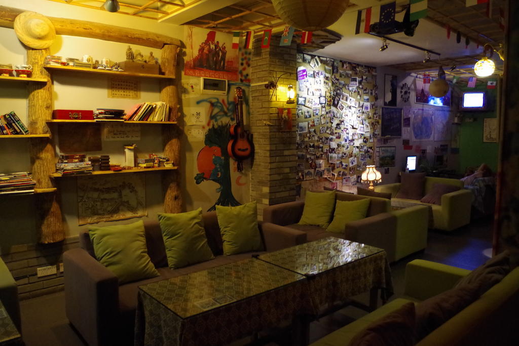 Yangshuo Travellers Land Youth Hostel Ngoại thất bức ảnh