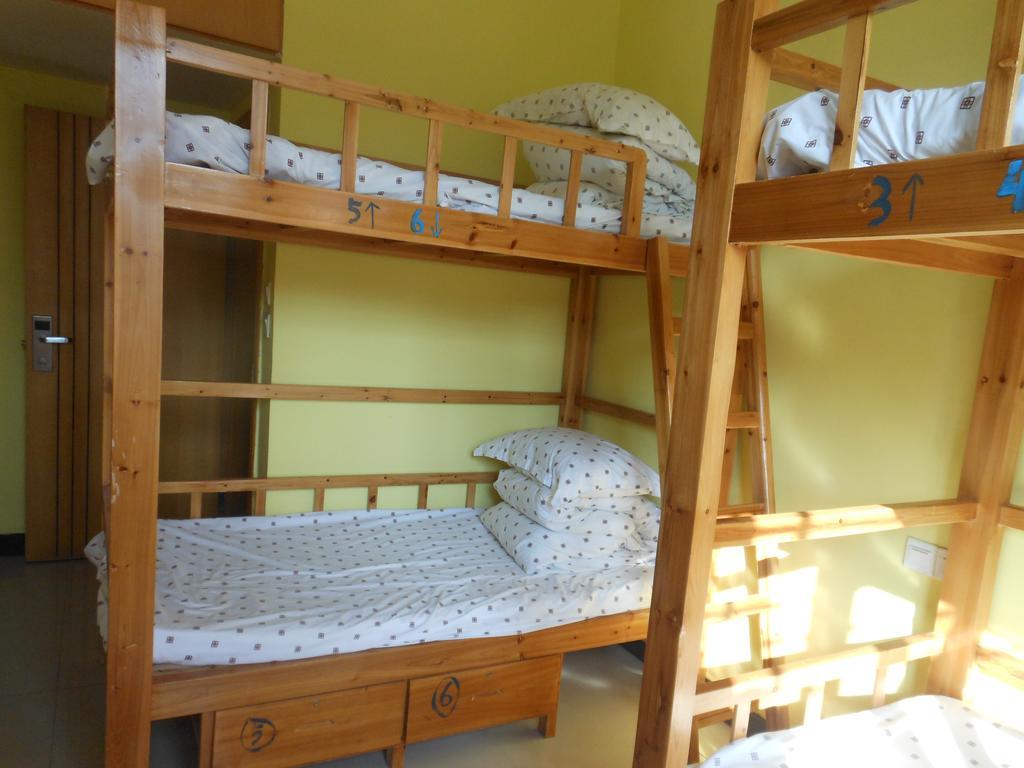Yangshuo Travellers Land Youth Hostel Ngoại thất bức ảnh