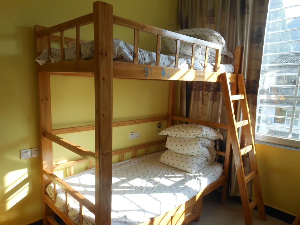 Yangshuo Travellers Land Youth Hostel Ngoại thất bức ảnh