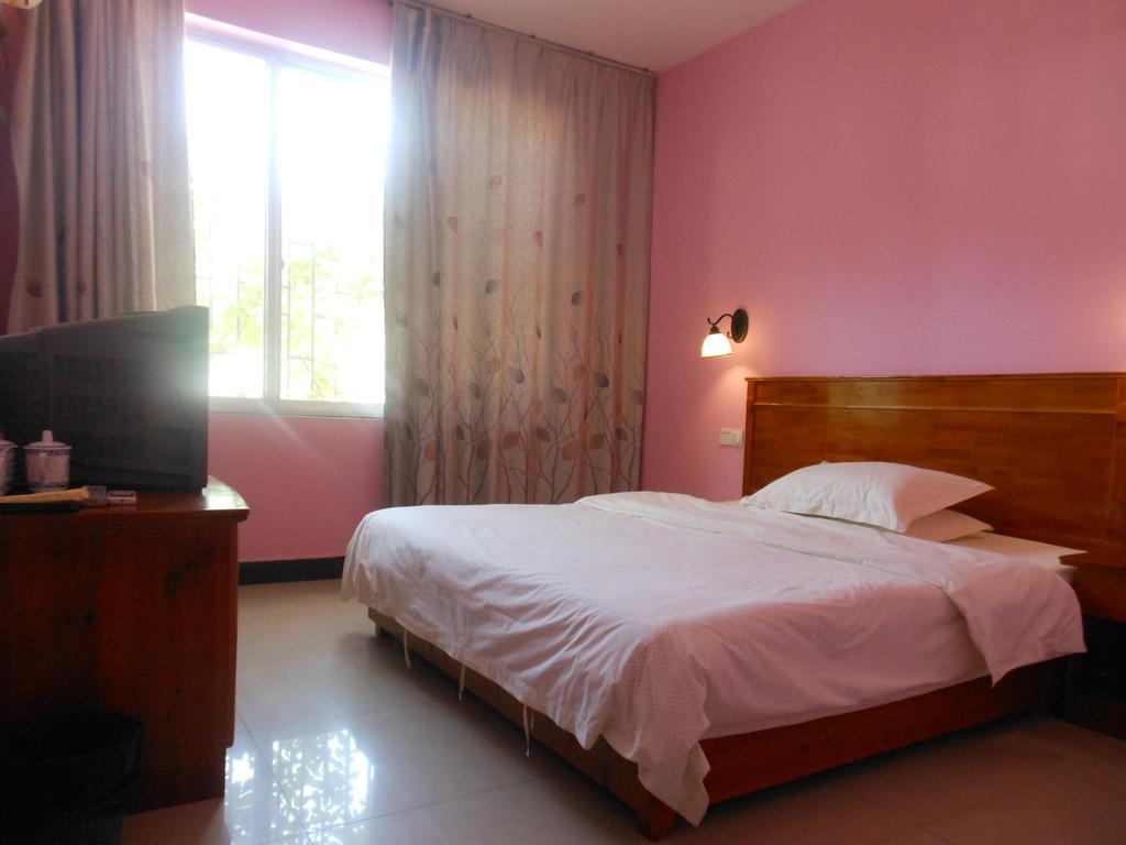 Yangshuo Travellers Land Youth Hostel Ngoại thất bức ảnh