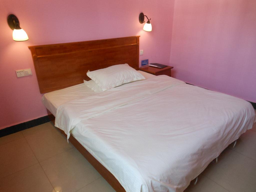 Yangshuo Travellers Land Youth Hostel Ngoại thất bức ảnh