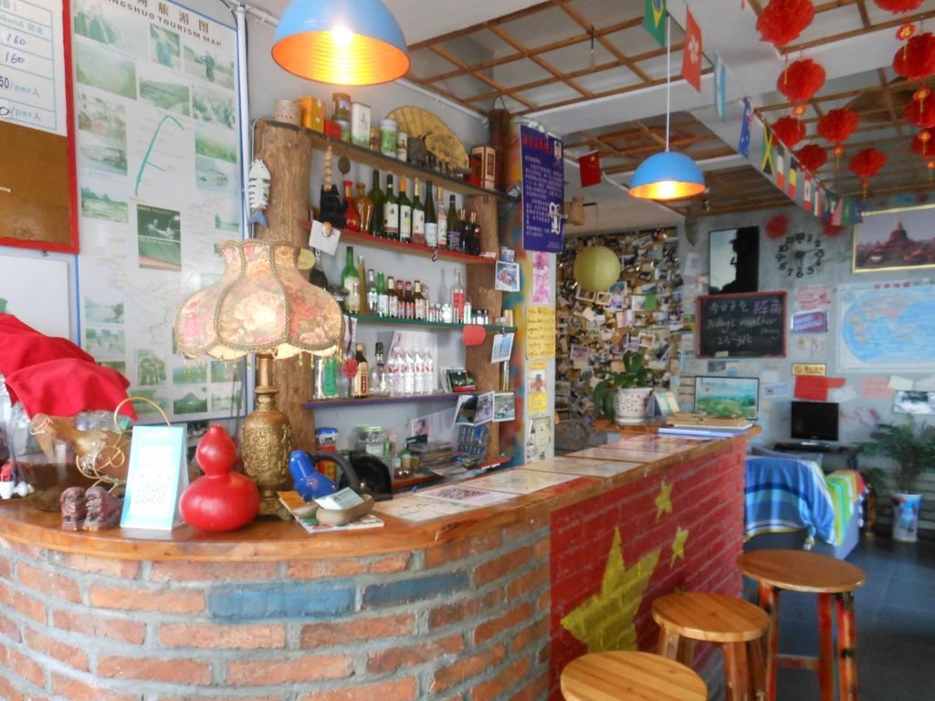 Yangshuo Travellers Land Youth Hostel Ngoại thất bức ảnh