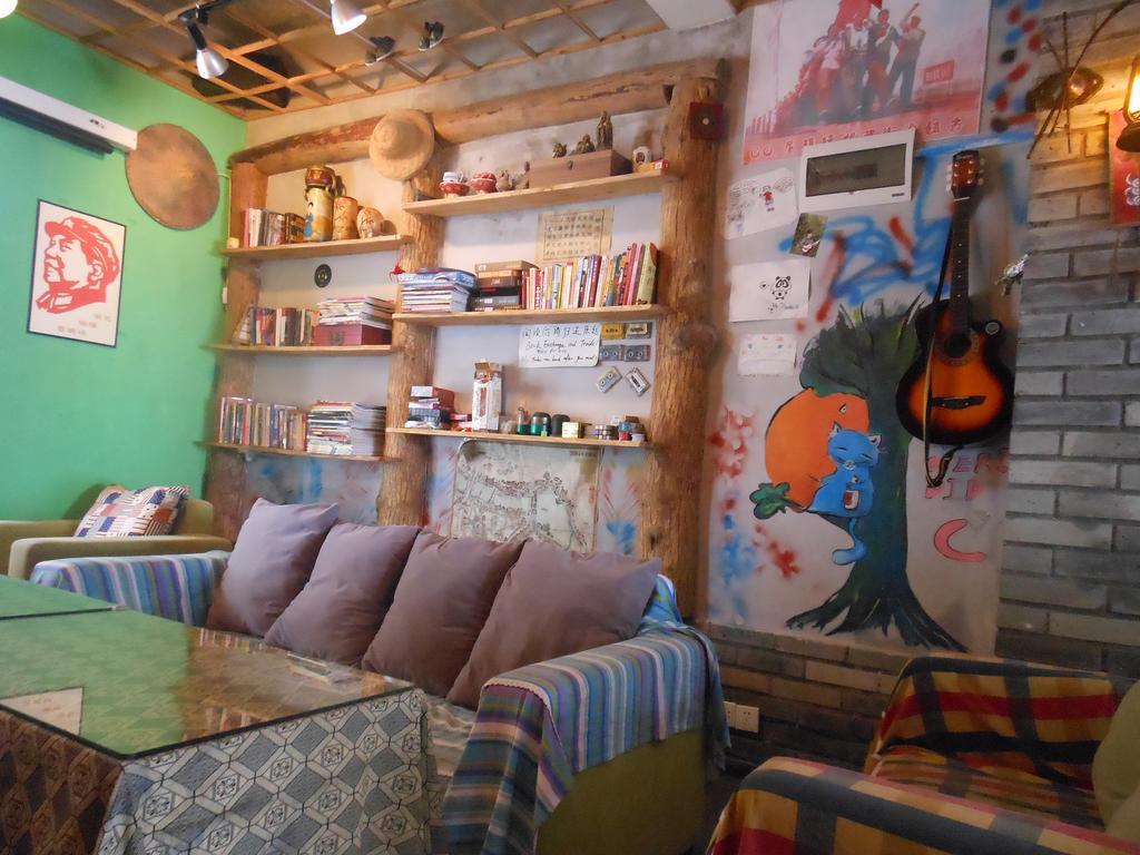 Yangshuo Travellers Land Youth Hostel Ngoại thất bức ảnh