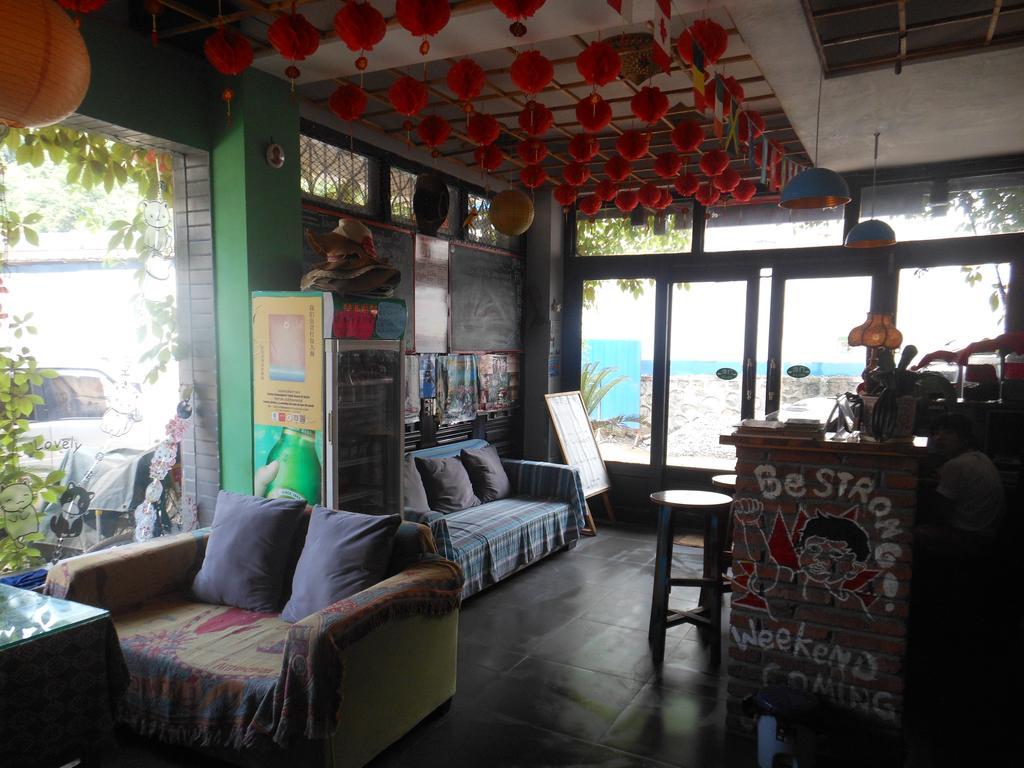 Yangshuo Travellers Land Youth Hostel Ngoại thất bức ảnh