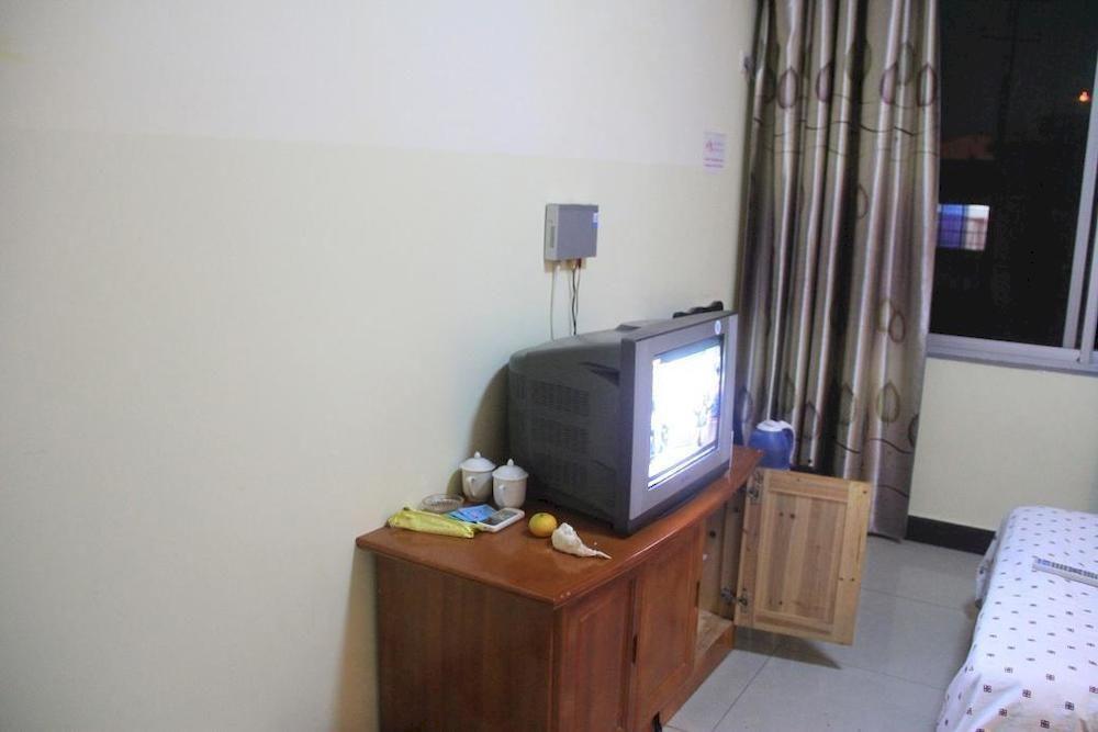 Yangshuo Travellers Land Youth Hostel Ngoại thất bức ảnh