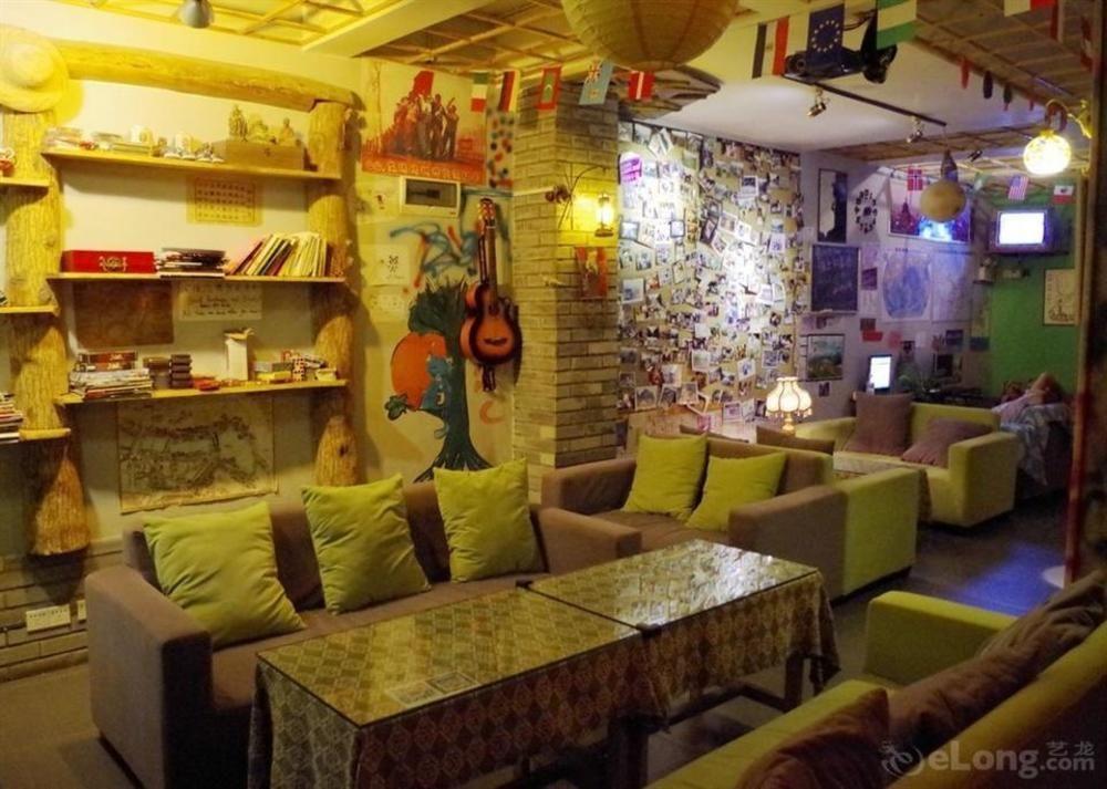 Yangshuo Travellers Land Youth Hostel Ngoại thất bức ảnh